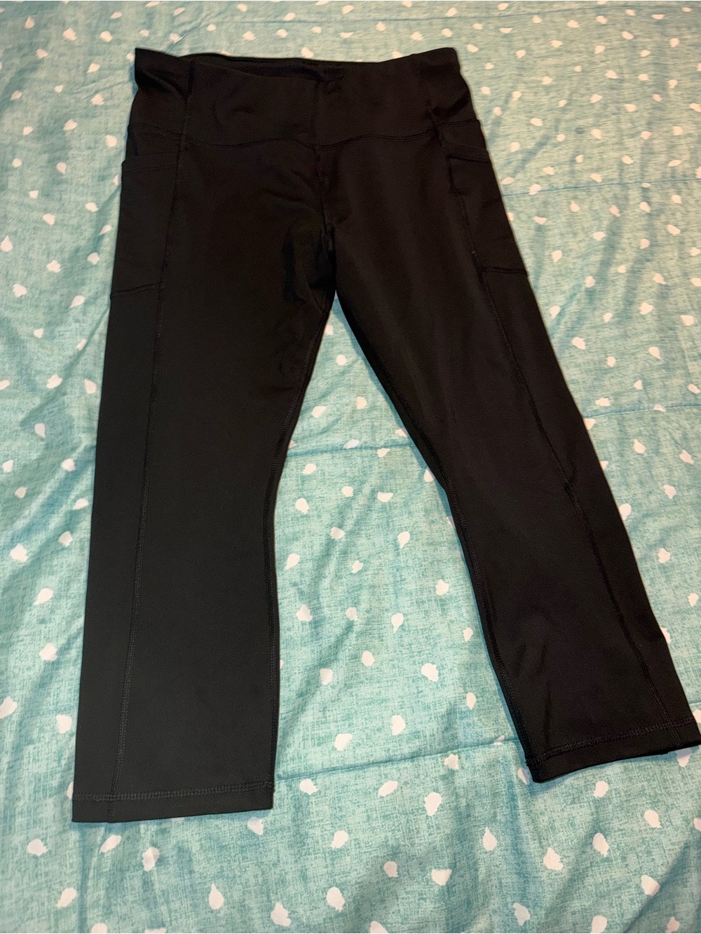 LARGE Avia Black Athletic Capri Leggings with Side Pockets. MUST BE BUNDLED
